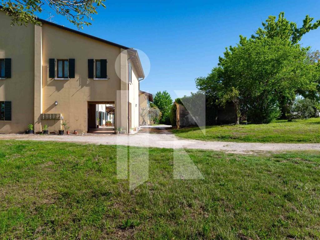 Rustico / casale a Ponti sul mincio - Foto 4