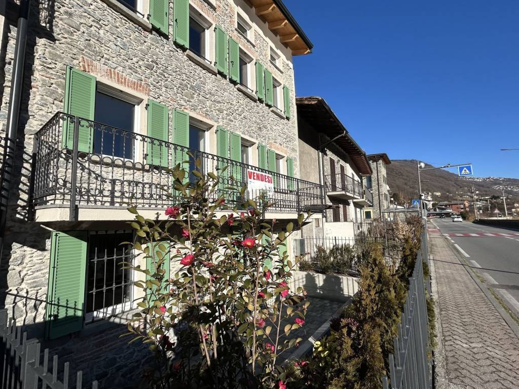 Appartamento a Mantello in Via Valeriana - Foto 2