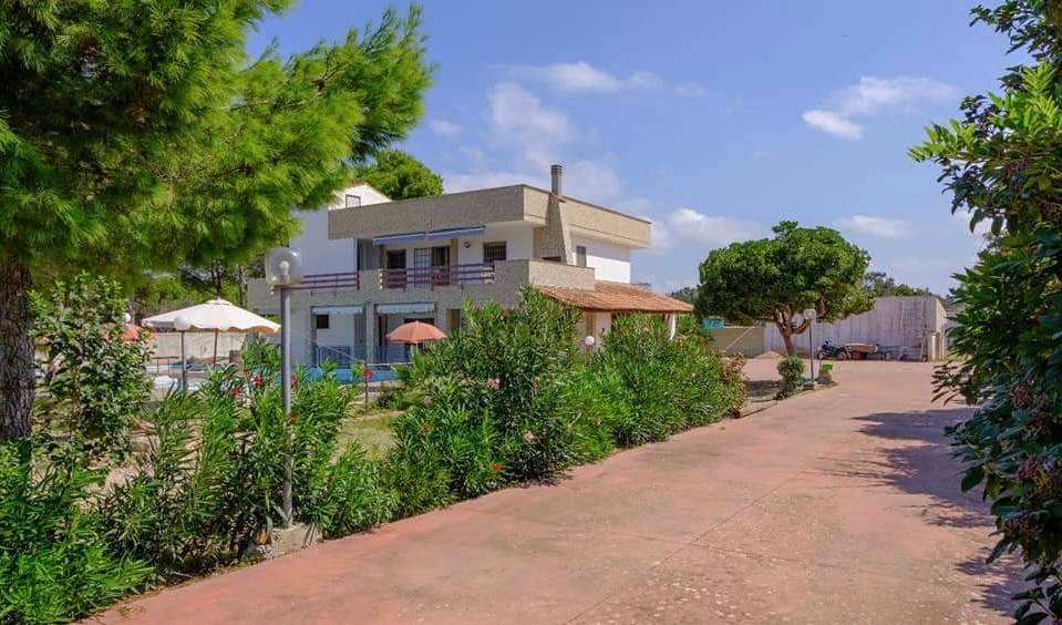 Villa a Parabita in Strada Vicinale Barbuglia - Foto 5