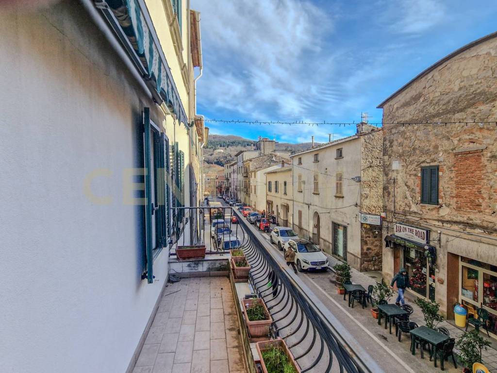 Appartamento a Roccastrada in Via Roma, 21 - Foto 2