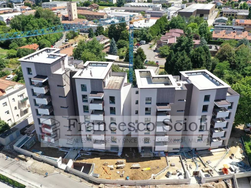 Appartamento a Saronno in Via Alessandro Volta, 47 - Foto 3