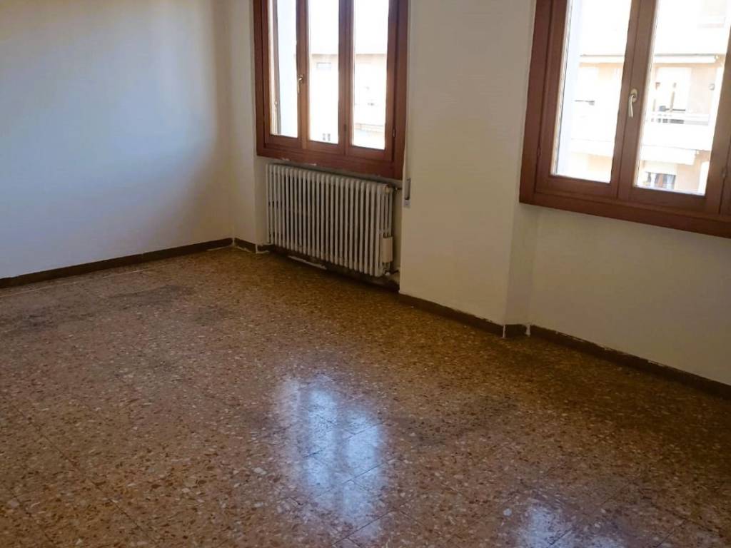 Appartamento a Prato in Via Emilio Boni - Foto 2