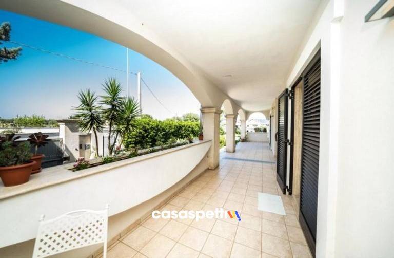 Villa a Lecce in Via Amerigo Vespucci - Foto 3