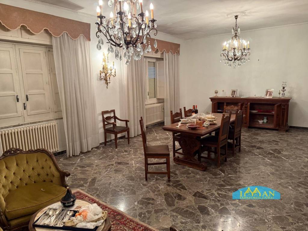 Appartamento a Ceglie messapica in Via San Paolo della Croce - Foto 2