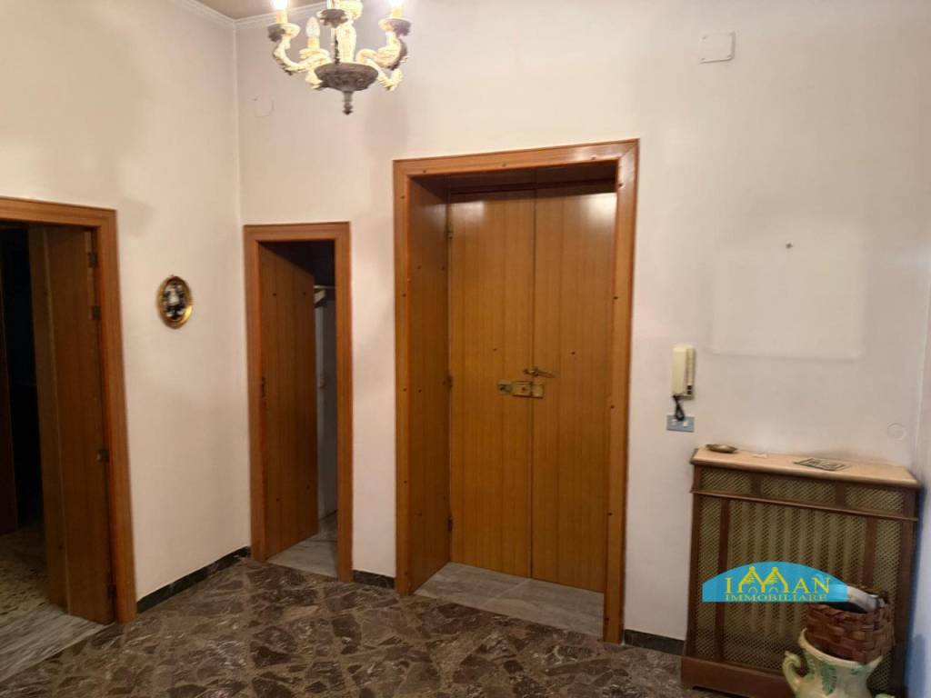 Appartamento a Ceglie messapica in Via San Paolo della Croce - Foto 5