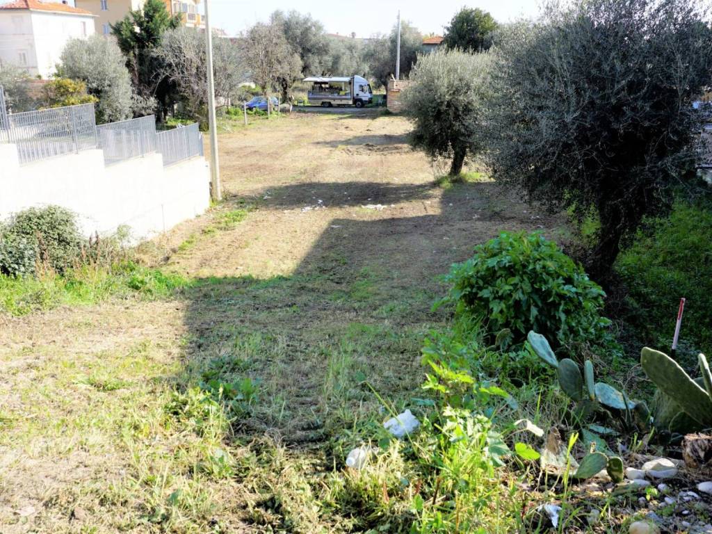 Terreno a Grottammare in Via Ischia 1 - Foto 2