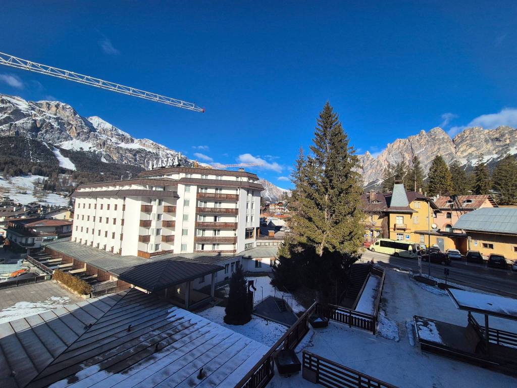 Appartamento a Cortina d'ampezzo in Largo delle Poste - Foto 4