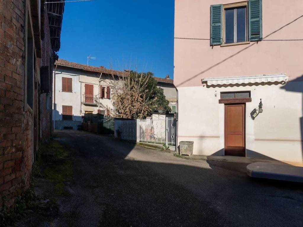 Villa a Cassine in Via Piave, 17 - Foto 2