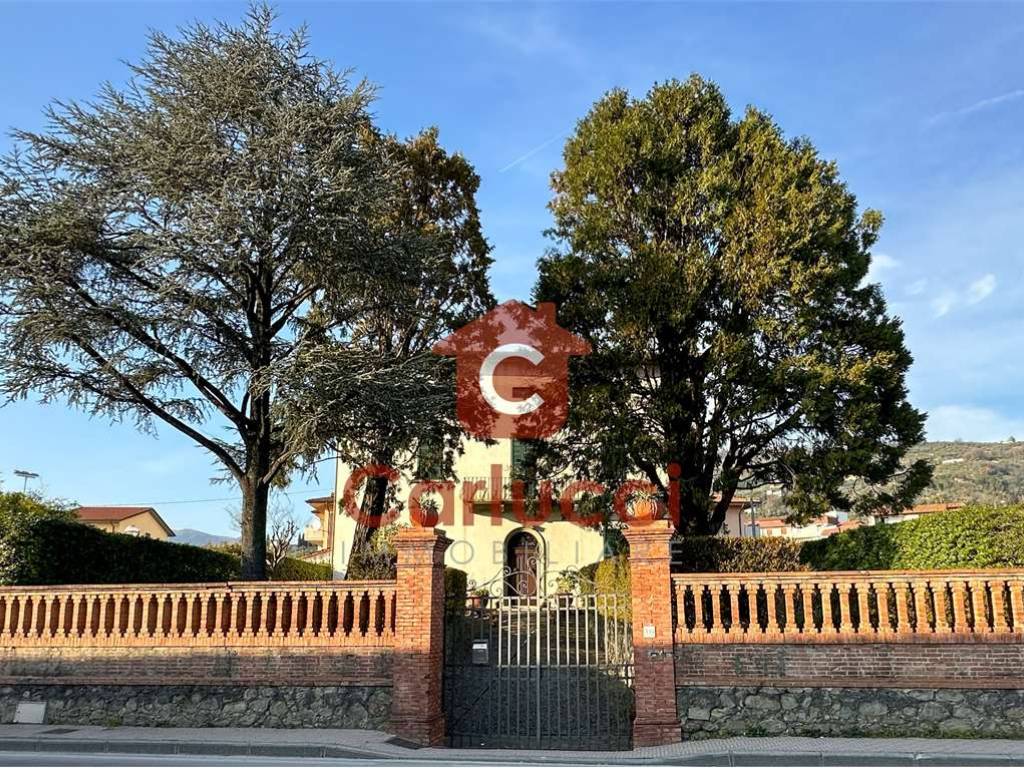 Villa a Uzzano in Via provianciale lucchese , 153 - Foto 2