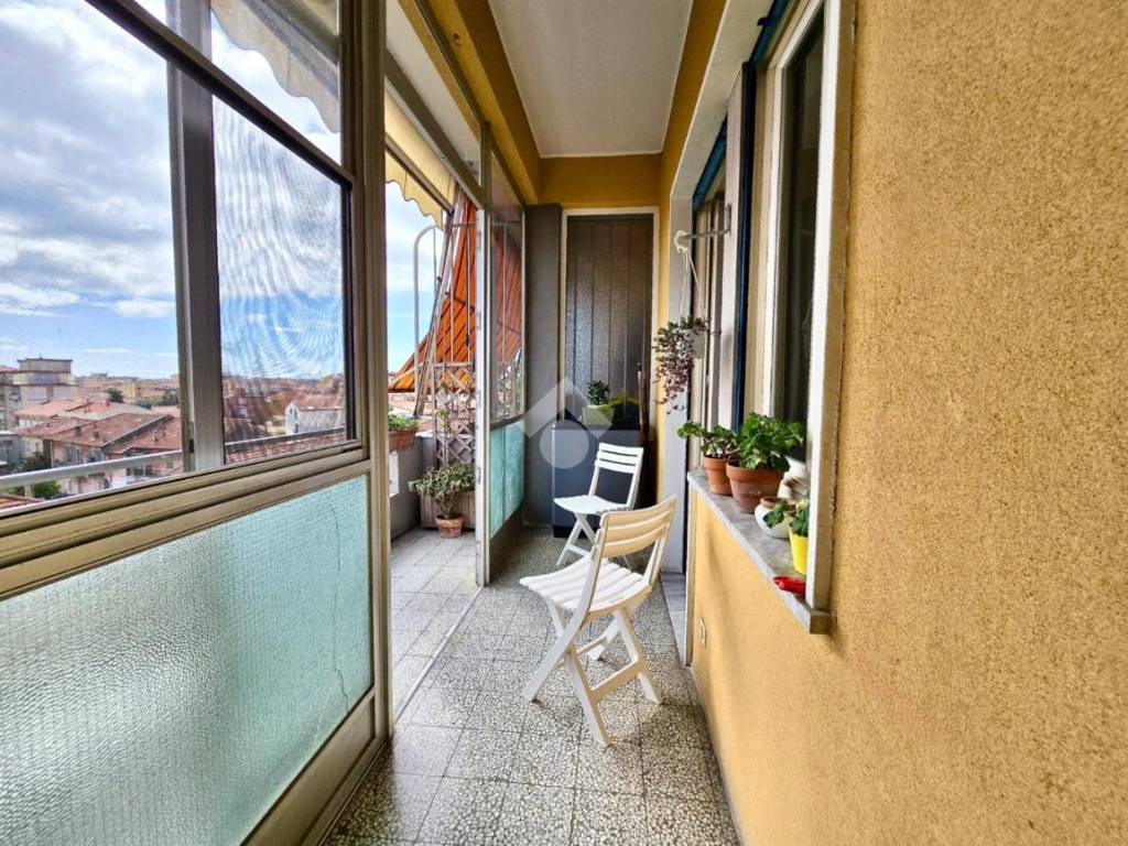 Appartamento a Albenga in Via Fratelli grana, 4 - Foto 2