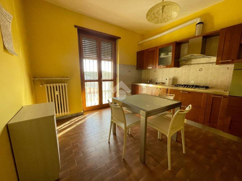 Appartamento a Santhià in Via tagliamento, 26 - Foto 2