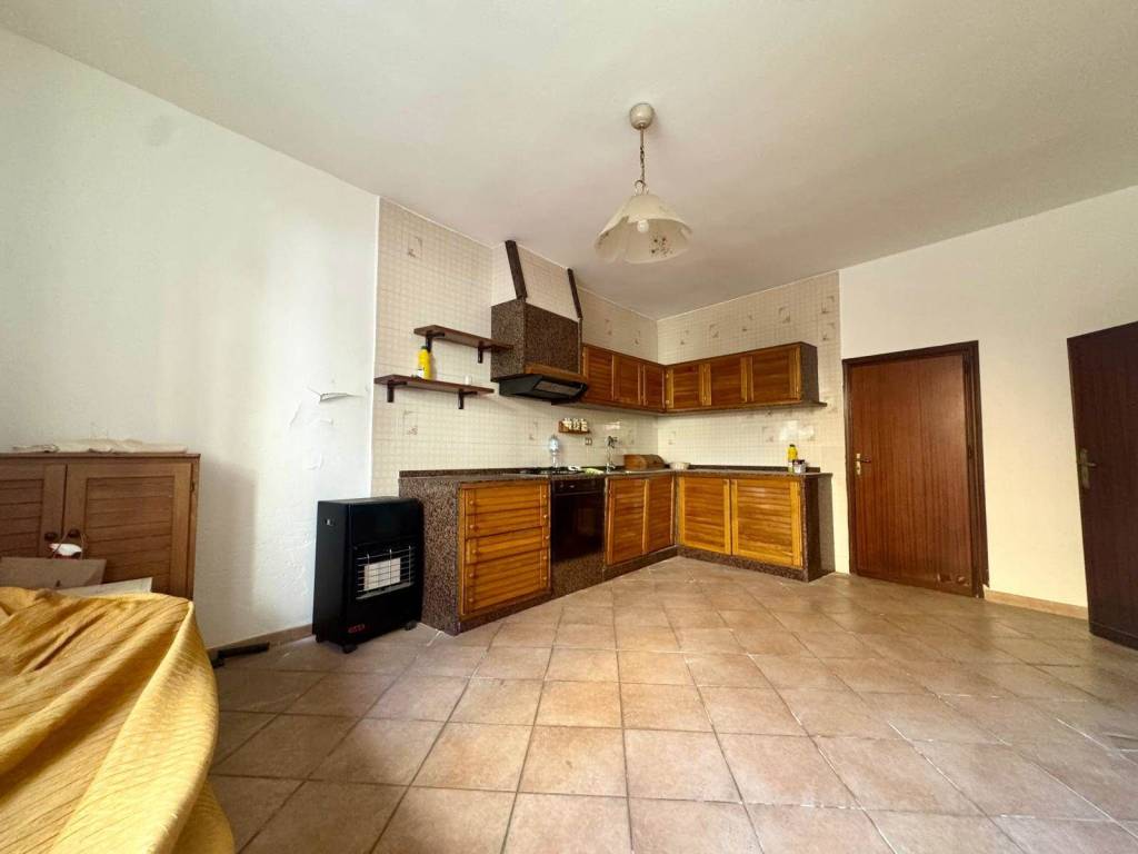 Casa indipendente a Campofelice di roccella in via Vittorio Emanuele, 5 - Foto 4