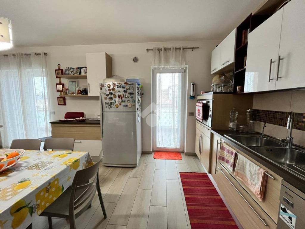 Appartamento a Santeramo in colle - Foto 5