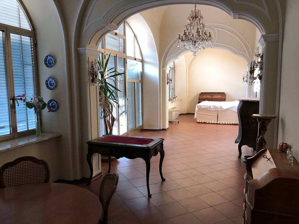 Villa a Costigliole saluzzo in Via Camillo Benso di Cavour, 12 - Foto 3
