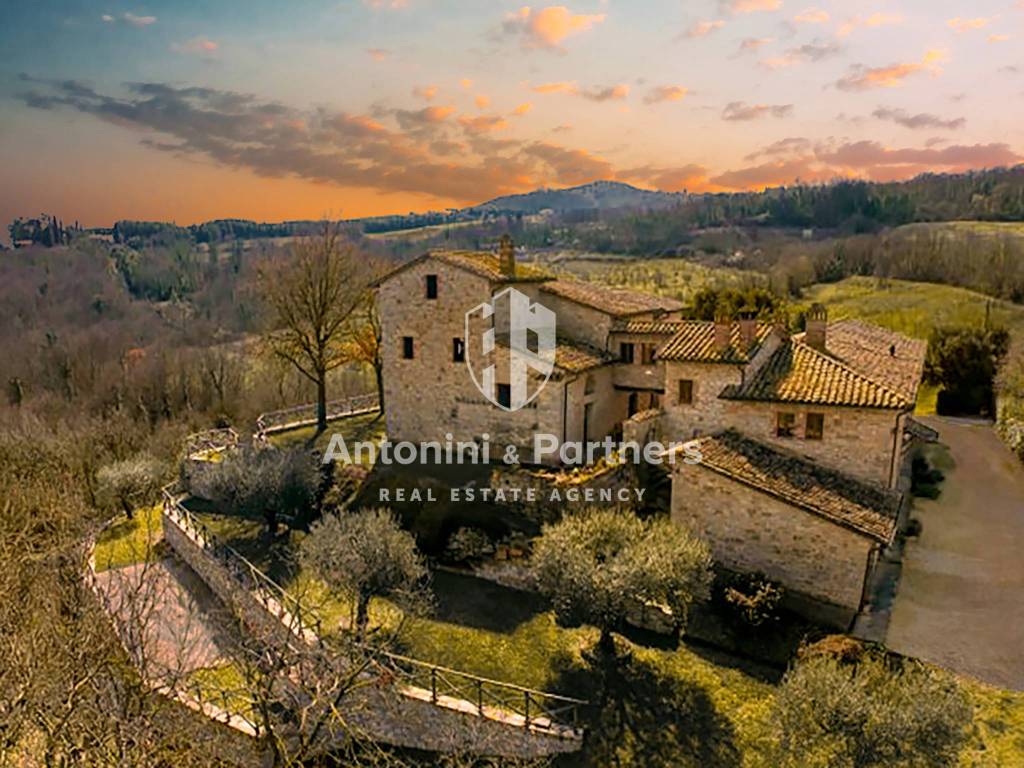 Rustico / casale a Todi in Strada Provinciale, 380 - Foto 2