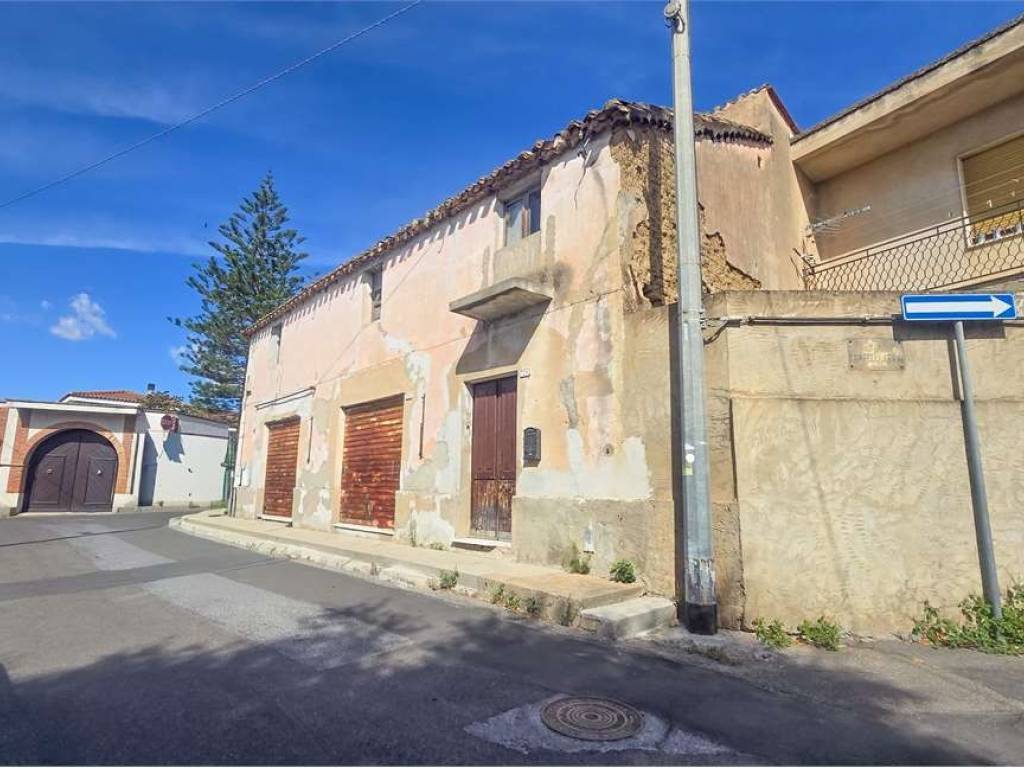 Casa indipendente a Siliqua in via Vittorio Emanuele II , 0 - Foto 2