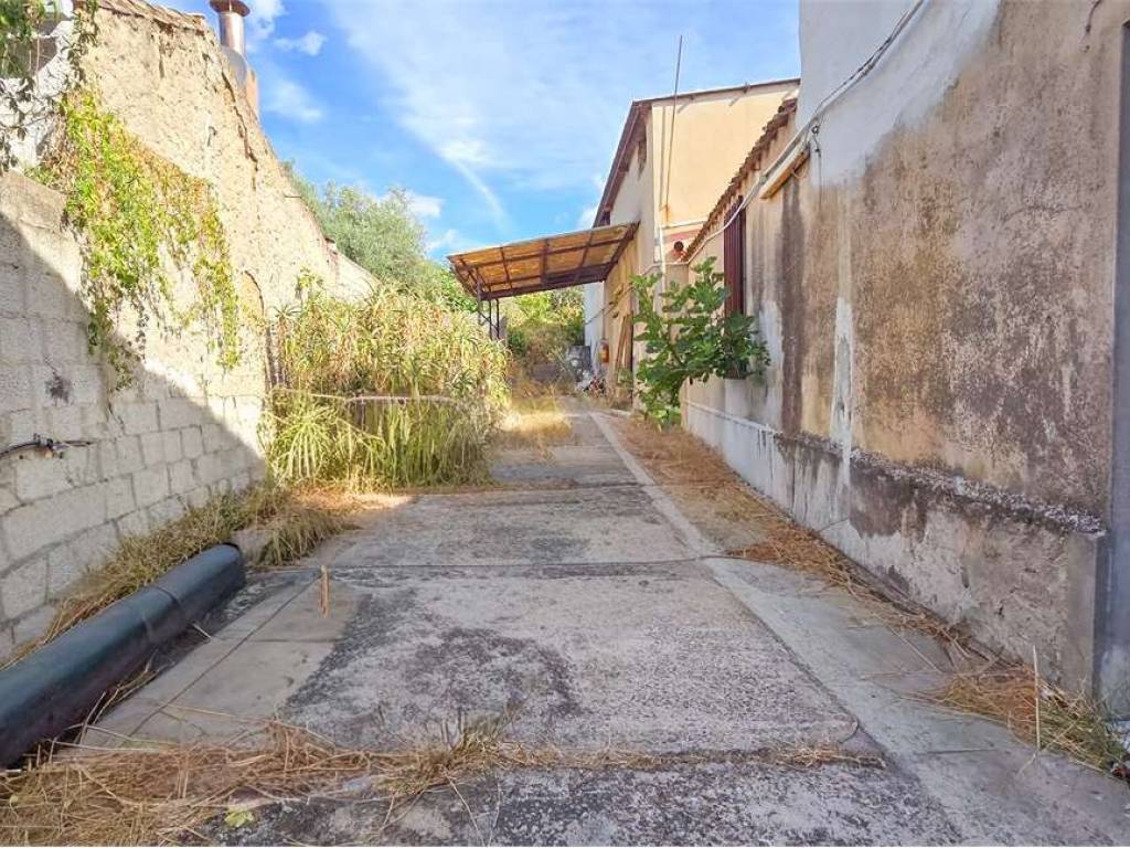 Casa indipendente a Siliqua in via Vittorio Emanuele II , 0 - Foto 3