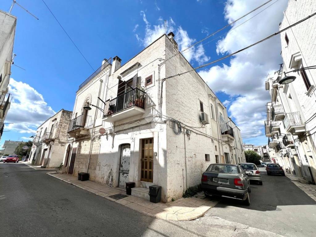 Casa indipendente a Ceglie messapica in Via XX Settembre, 195 - Foto 2