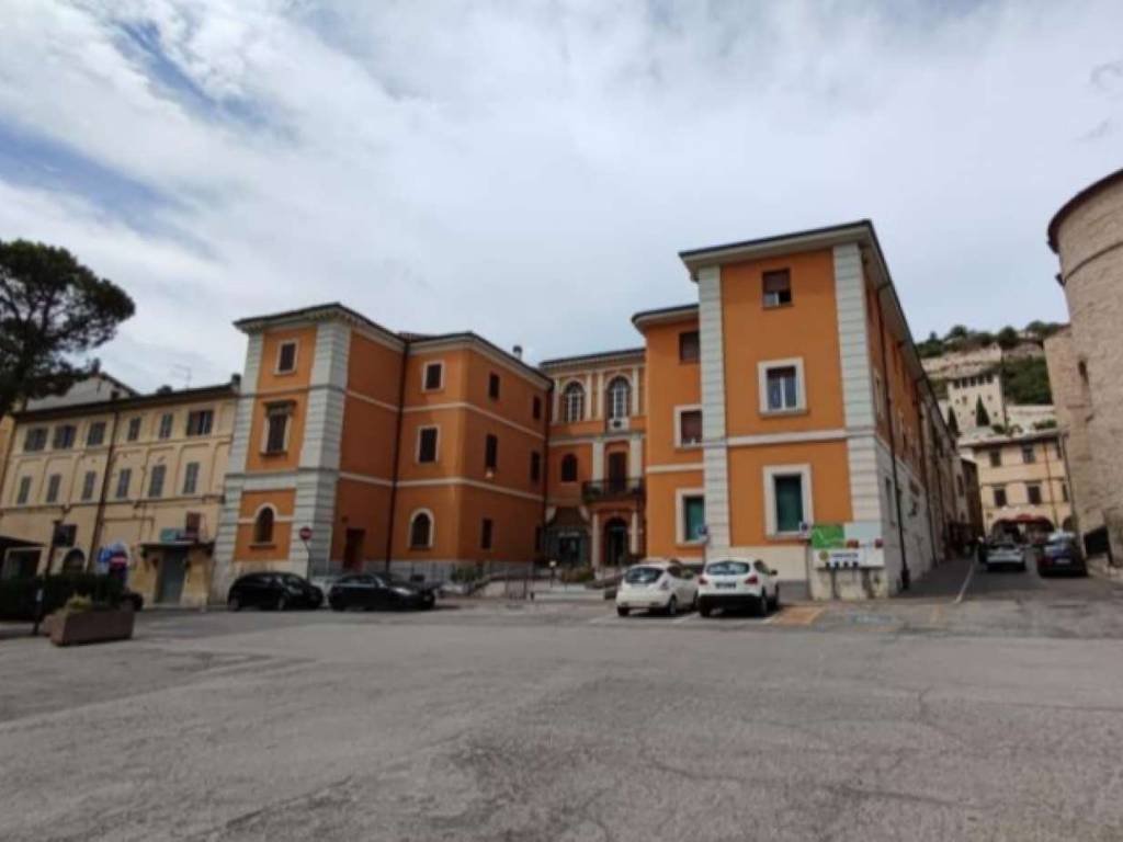Immobile a Fossombrone in Piazza Dante Alighieri, 24 - Foto 4
