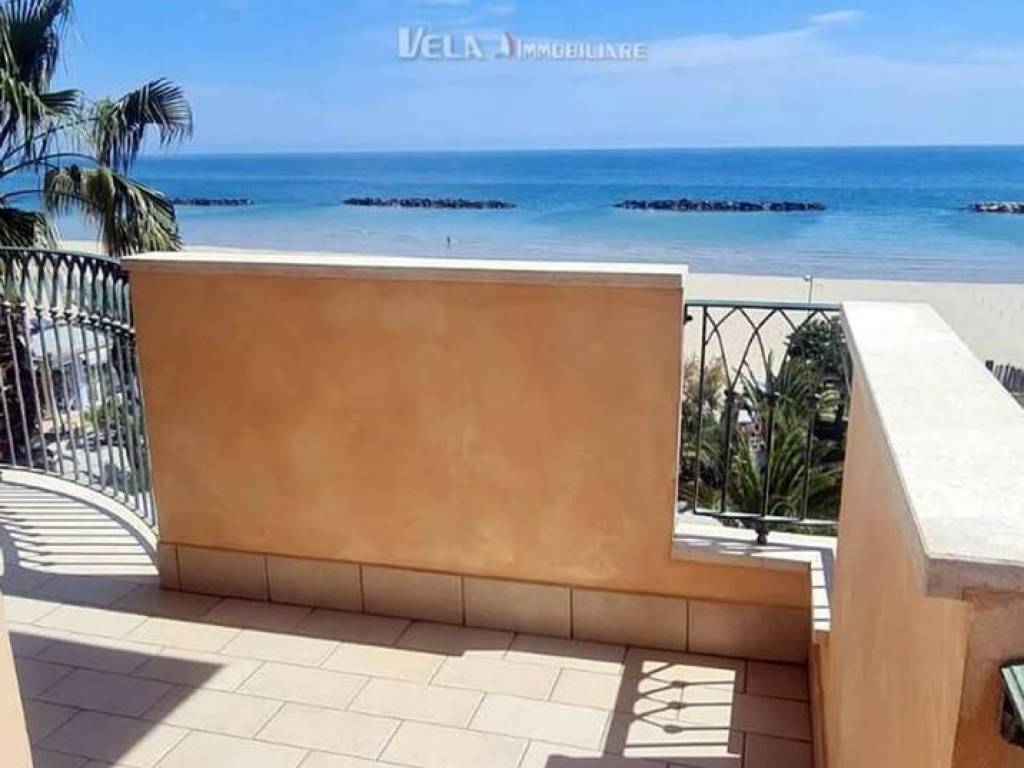 Appartamento a San benedetto del tronto in Viale Europa - Foto 2