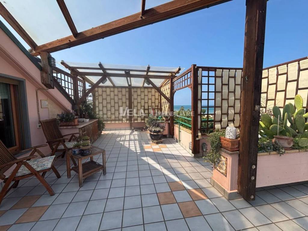 Appartamento a San benedetto del tronto in Via Lucrezio Caro, 4 - Foto 5