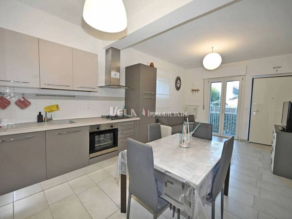 Appartamento a San benedetto del tronto in Via Santa Maria Goretti - Foto 4