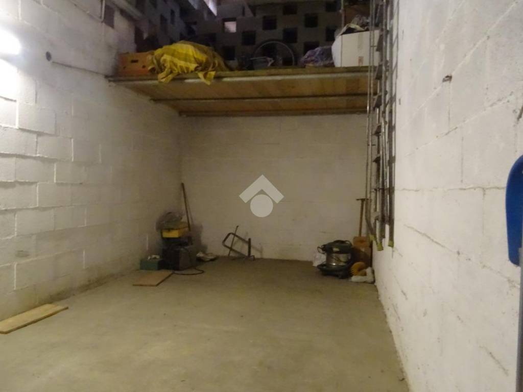 Box / garage a Alessandria in Via Giuliano Porta, 24 - Foto 2