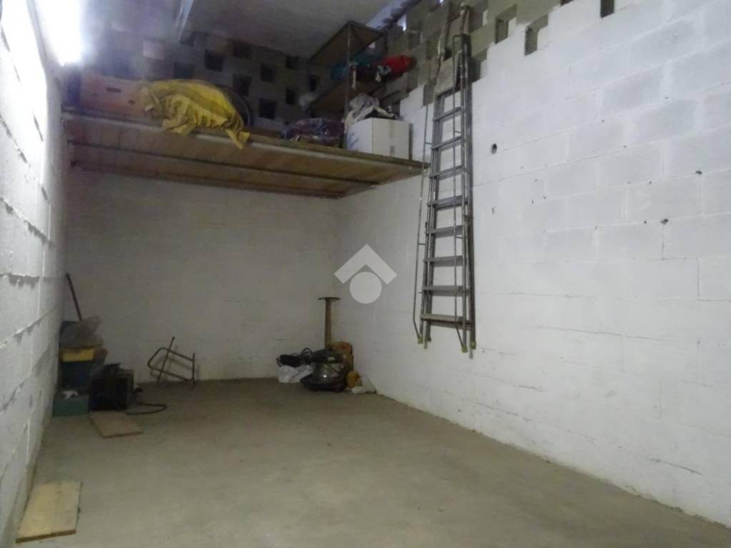 Box / garage a Alessandria in Via Giuliano Porta, 24 - Foto 5