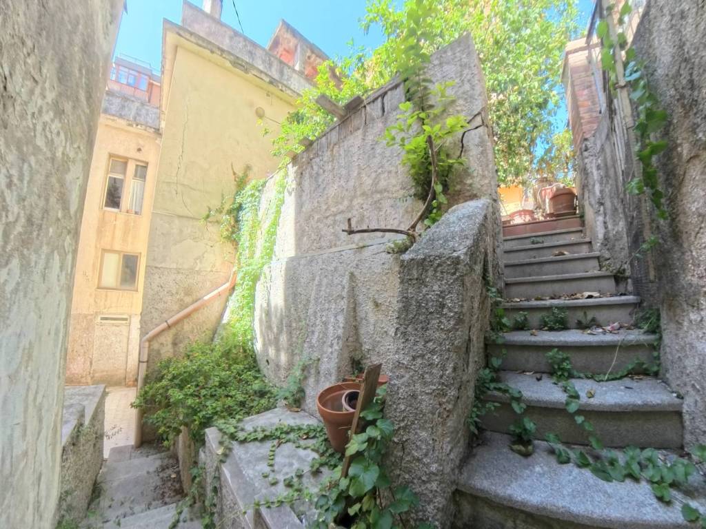 Appartamento a Salerno in Via Raffaele Cavallo - Foto 3