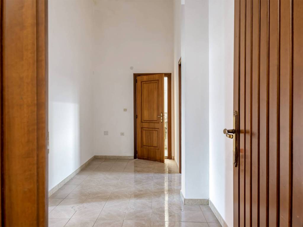 Appartamento a Francavilla fontana in Via Simeana, 124 - Foto 2