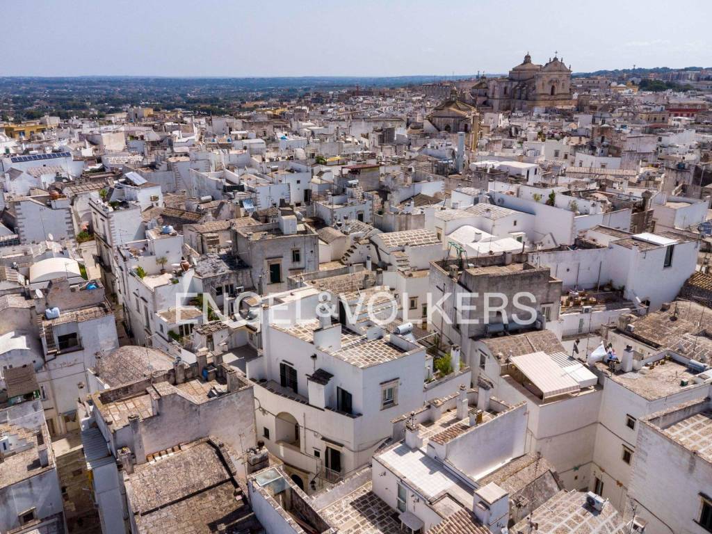 Casa indipendente a Martina franca in Via Conte Ugolino Vico 1 - Foto 3