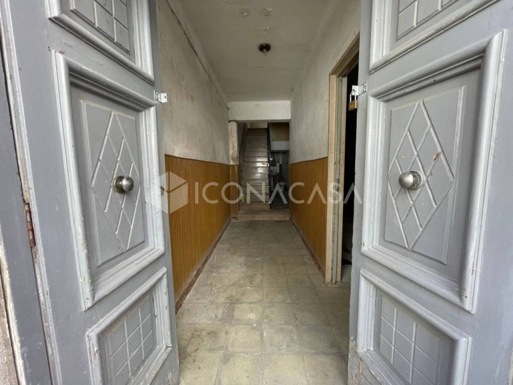 Casa indipendente a Andria in Via Gioacchino Poli - Foto 2