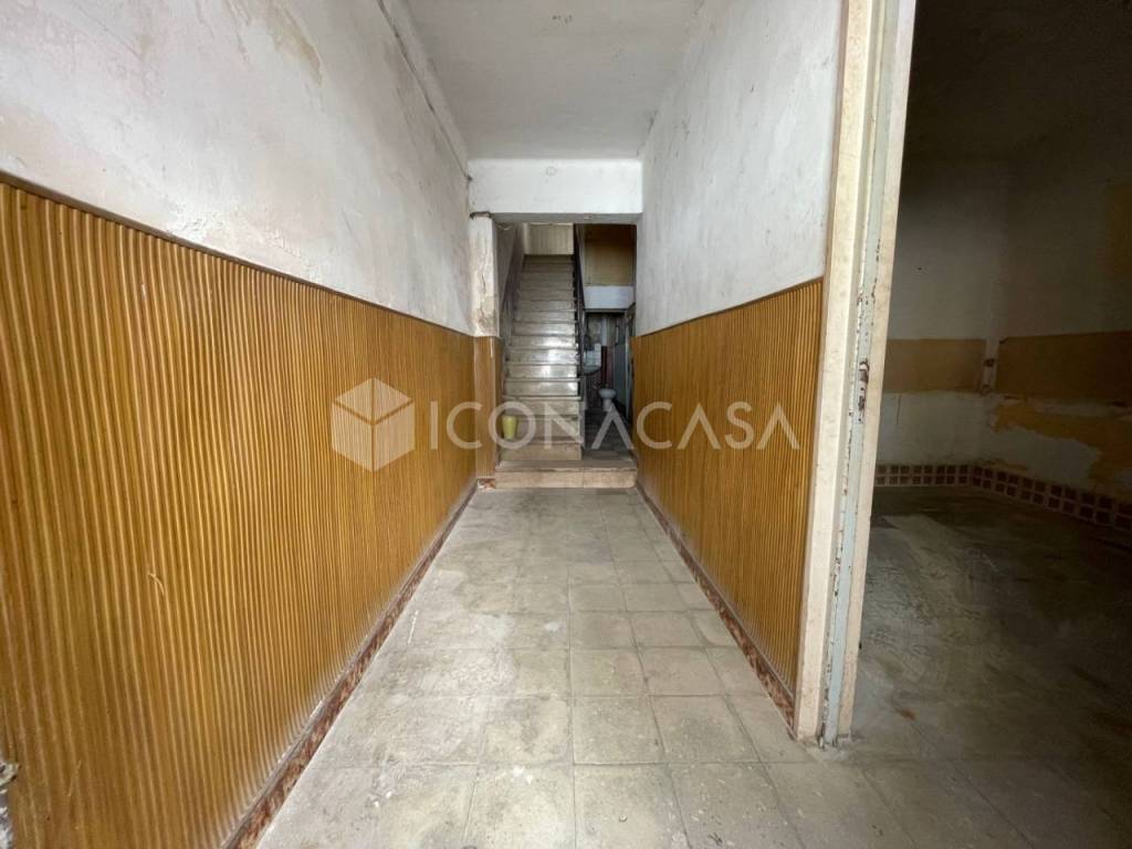 Casa indipendente a Andria in Via Gioacchino Poli - Foto 4