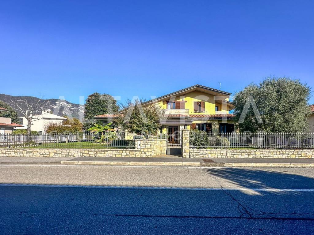 Villa a Rezzato in Via Guido Zadei - Foto 4