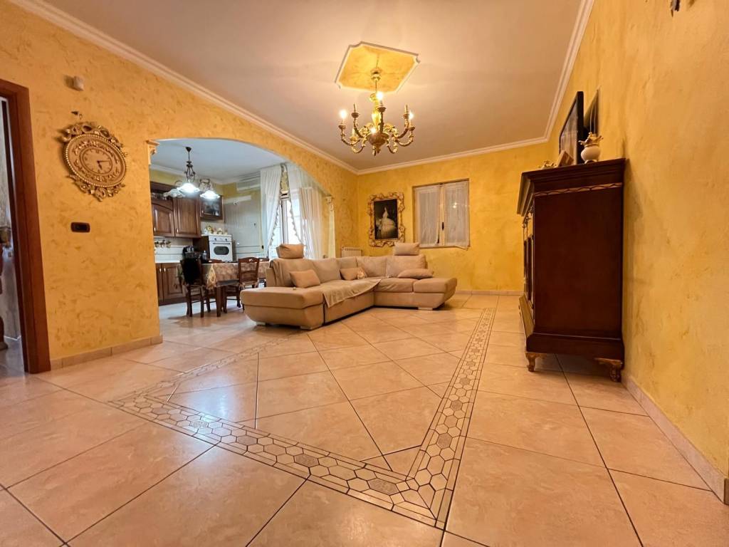 Appartamento a Cerignola in Via Montalbano - Foto 2