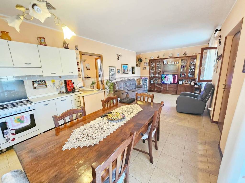 Appartamento a Umbertide in Via Alessandro Magi Spinetti, 27 - Foto 5