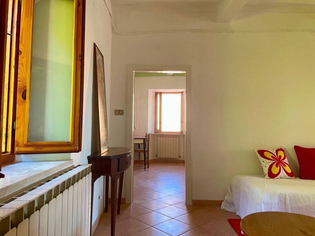 Casa indipendente a Esanatoglia - Foto 4