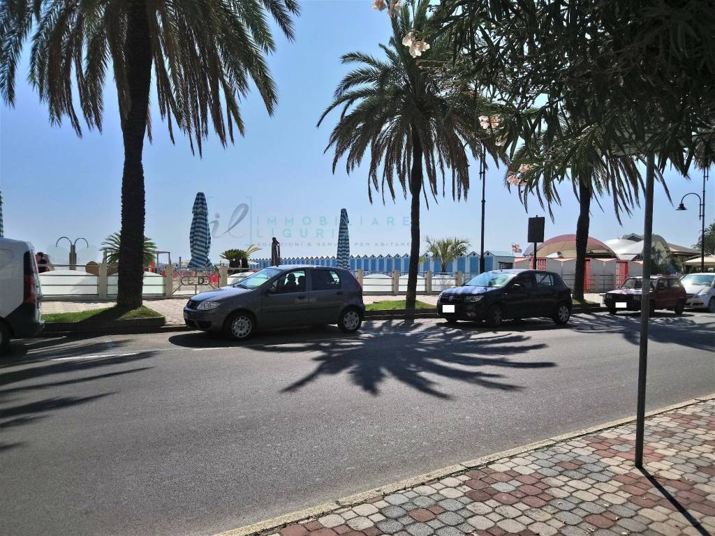 Appartamento a Albenga in viale italia - Foto 4