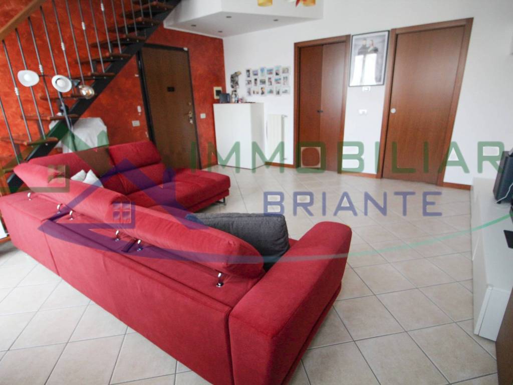 Appartamento a Besnate in Via Giosuè Carducci - Foto 5