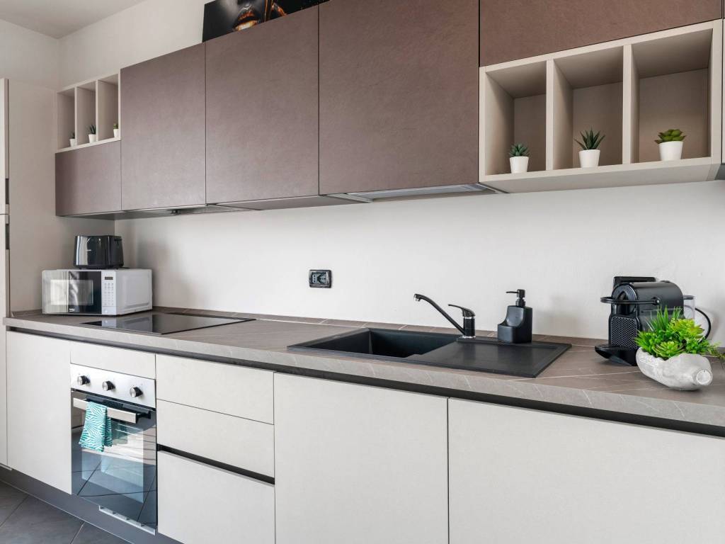 Appartamento a Manerba del garda in Via Case Sparse Perlino, 9 - Foto 4