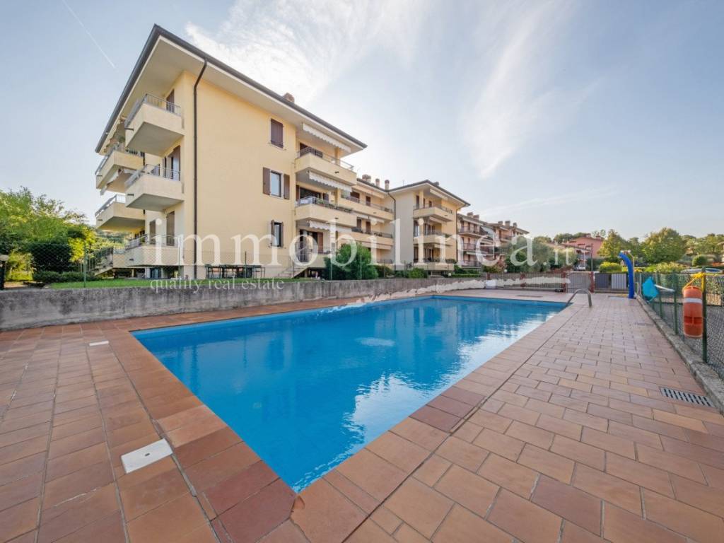 Appartamento a Bardolino in VIA SAN ZENO Piano 2-3 - Foto 4