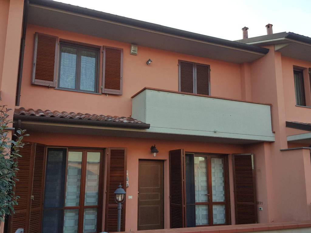 Villetta a schiera a Pontedera in Via Fosso Nuovo, , 22 - Foto 3