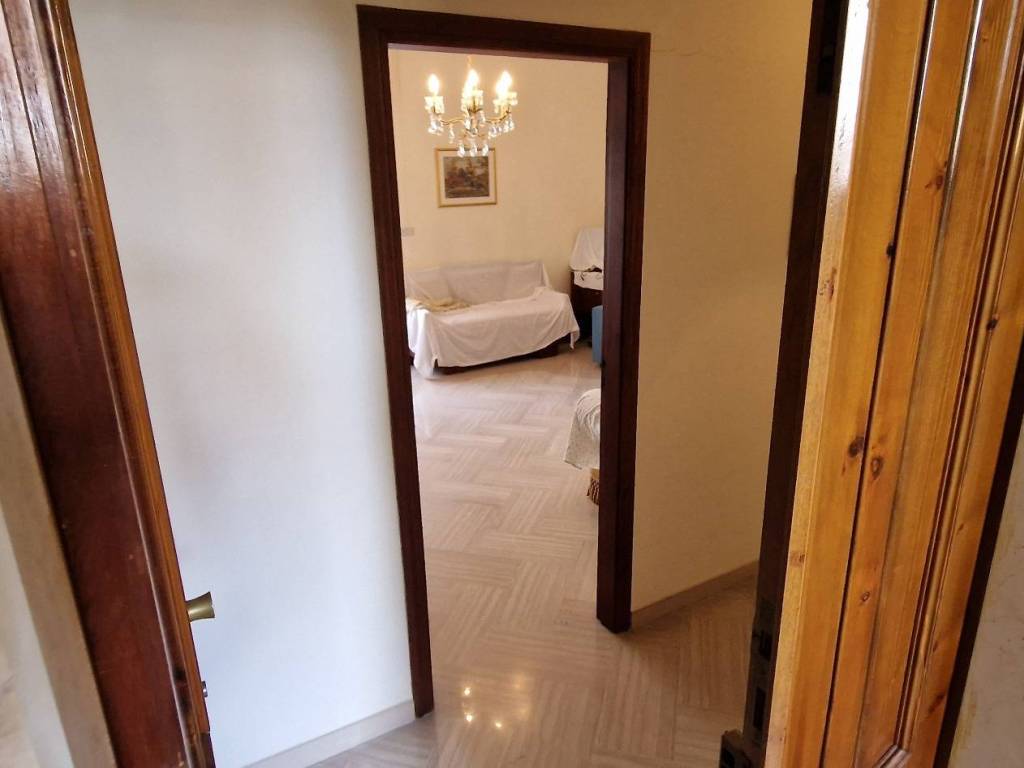 Appartamento a Trani in Via Vittorio Malcangi - Foto 2