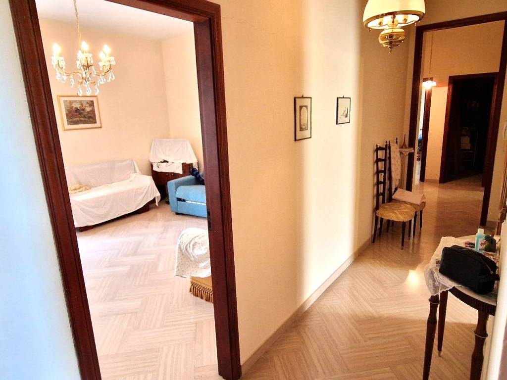 Appartamento a Trani in Via Vittorio Malcangi - Foto 3