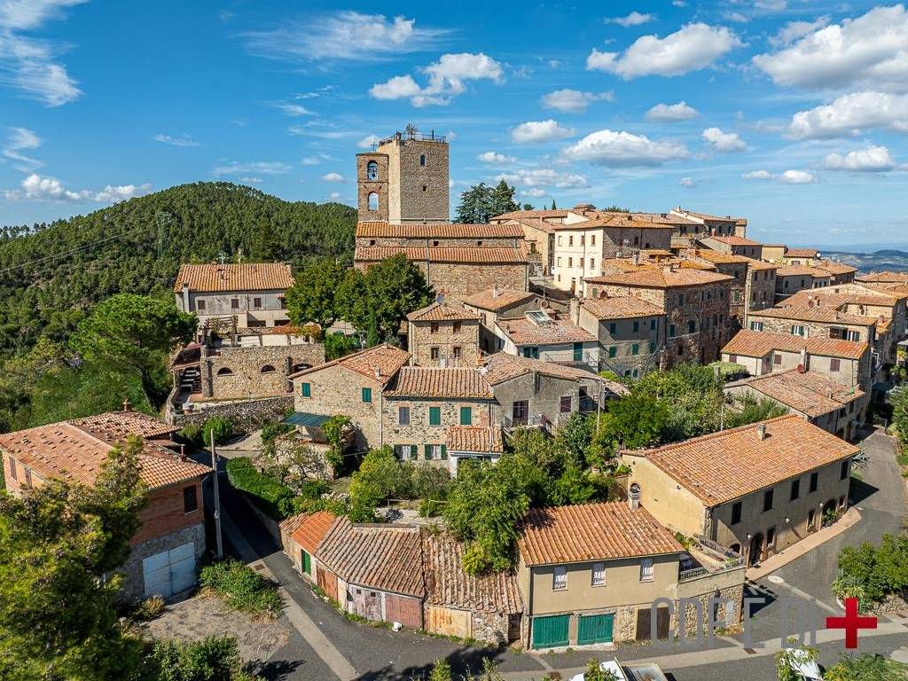Appartamento a Castelnuovo di val di cecina in Via Chinzica - Foto 3