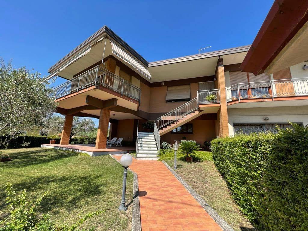 Villa a Sarzana in Sarzana - Foto 3