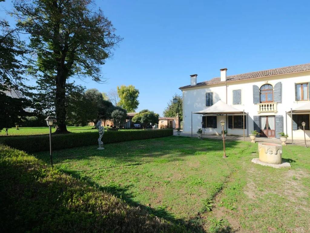 Villa a Borgo veneto in Via Pasquale Longo, 8 - Foto 4