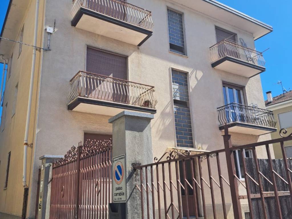 Appartamento a Trofarello in Via Principe Amedeo - Foto 2
