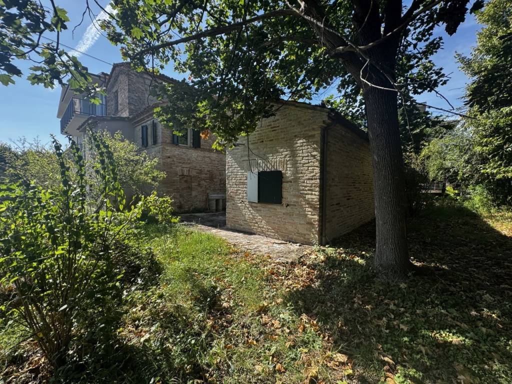 Rustico / casale a Jesi in Via Augusto Bernacchia - Foto 4