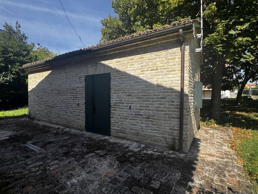 Rustico / casale a Jesi in Via Augusto Bernacchia - Foto 5